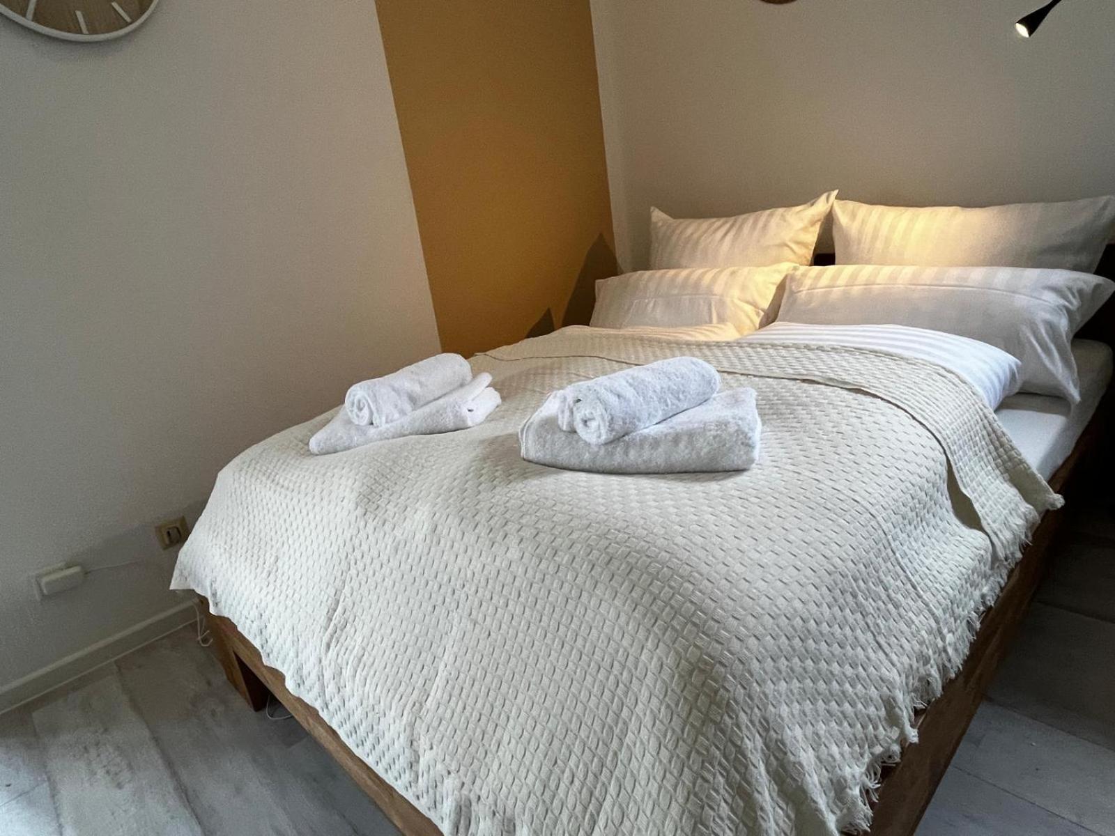 Ruhige & Zentrale Ferienwohnung Halver Экстерьер фото